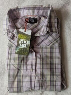 Duluth Trading Co Lavender Plaid Button-Up Shirt